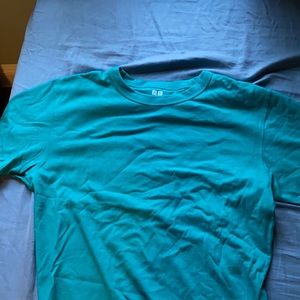 Uniqlo T shirt